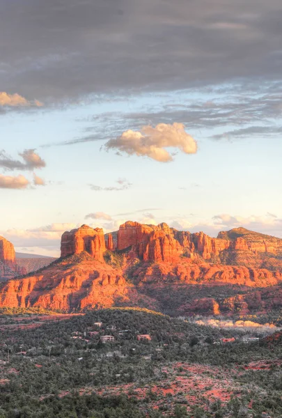 Vertical Cathedral Rock Sedona Arizona Estados Unidos —  Fotos de Stock