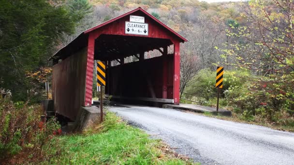 Creasyville Covered Bridge Pennsylvania Estados Unidos — Vídeos de Stock