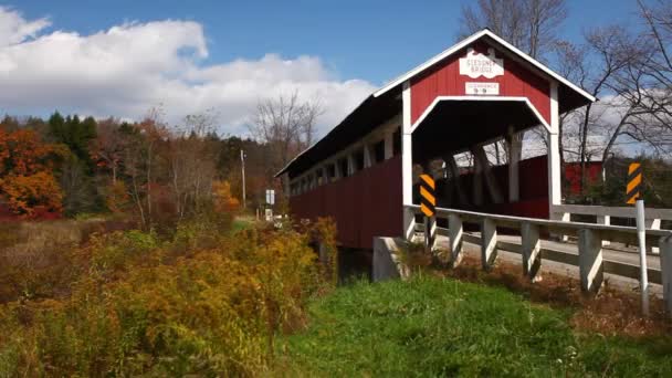 Vista Glessner Covered Bridge Pennsylvania Estados Unidos — Vídeos de Stock