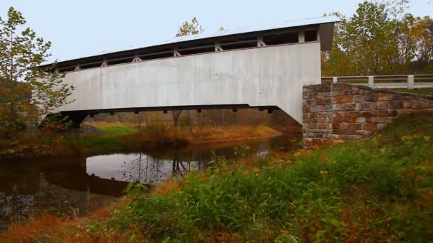 Hewitt Covered Bridge Pennsylvania Estados Unidos — Vídeos de Stock