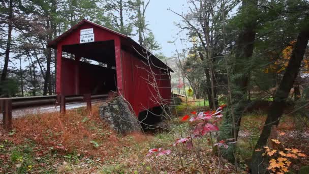 Jud Christian Covered Bridge Pensylwania Stany Zjednoczone Ameryki — Wideo stockowe