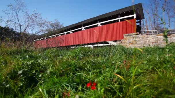 View Kings Covered Bridge Pennsylvania Spojené Státy — Stock video