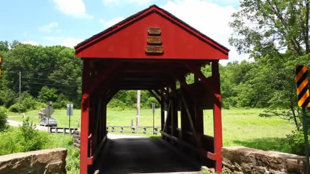 Lyle Covered Bridge Pennsylvania Estados Unidos — Vídeo de stock