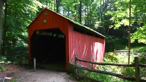 Pinebank Covered Bridge Pensylwanii Stany Zjednoczone Ameryki — Wideo stockowe