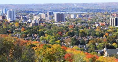 Hamilton, Kanada 'nın 4K sonbaharındaki güzel manzarası