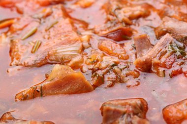 Sığır eti bir tencereye güveç. Ayrıntılar. Arka plan