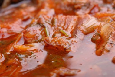 Sığır eti bir tencereye güveç. Ayrıntılar. Arka plan