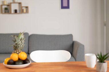 Meyveli temiz masa. Sağlıklı yemek.