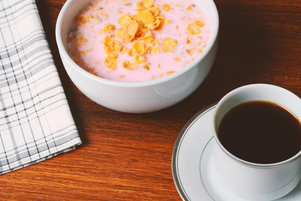 Close Iogurte Com Cereais Xícara Café Pequeno Almoço Continental — Fotografia de Stock