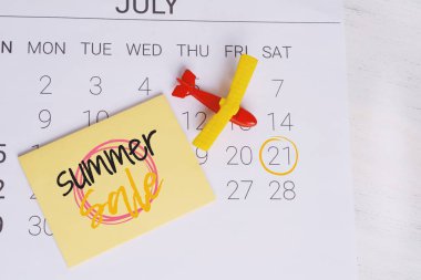 Yaz takvim programı, oyuncak uçak ile. Seyahat, turizm, tatil kavramı.