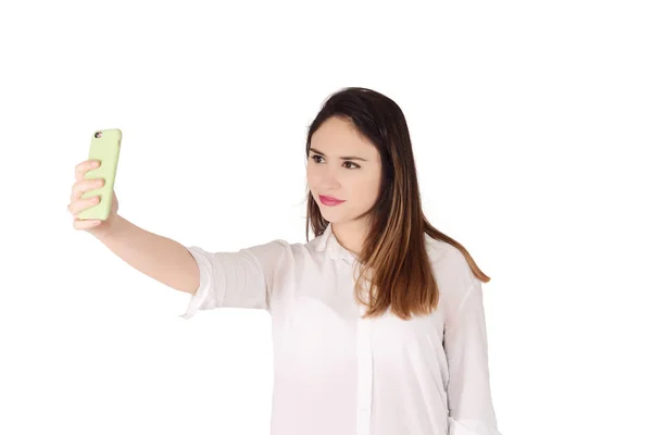 Joven Hermosa Mujer Tomando Selfie Con Smartphone Fondo Blanco Aislado —  Fotos de Stock