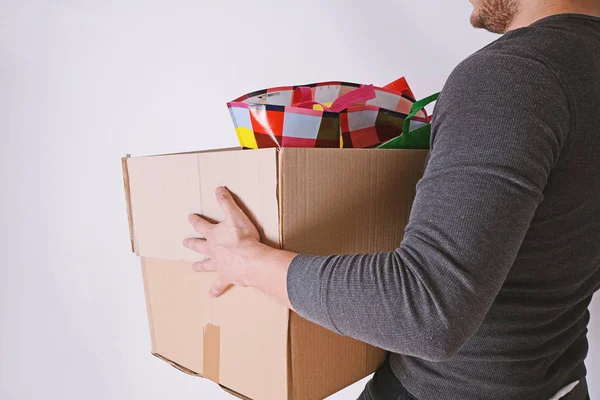 Joven Movimiento Día Sosteniendo Llevando Caja Cartón Interiores — Foto de Stock