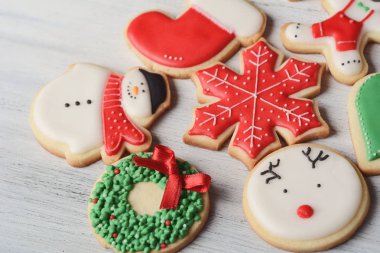 Karışık Noel kurabiyeleri görünümünü kapatın. xmas tatil kavramı.