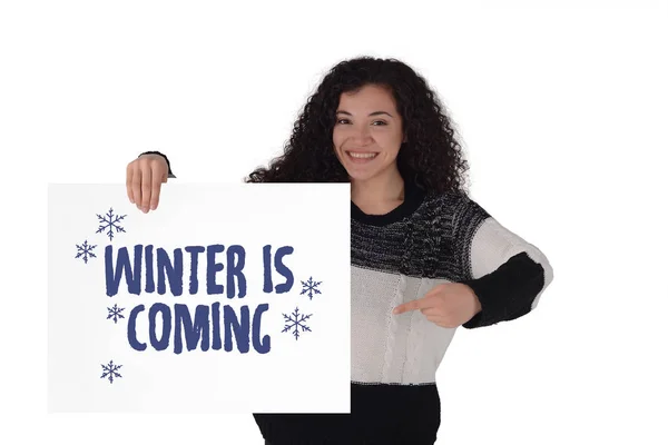 Young Latin Woman Holding Sign Winter Coming Text Winter Sale — Stock Photo, Image