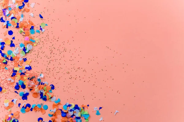 Renkli parti konfeti arka plan Üstten Görünüm — Stok fotoğraf