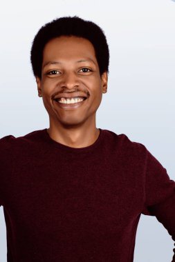 afro Amerikalı bir adam portresi