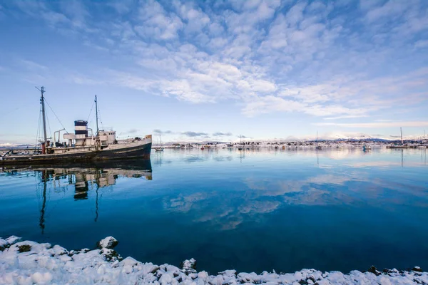 Der Hafen von Uhuaia im Winter. — Stockfoto