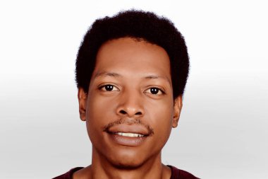 afro Amerikalı bir adam portresi