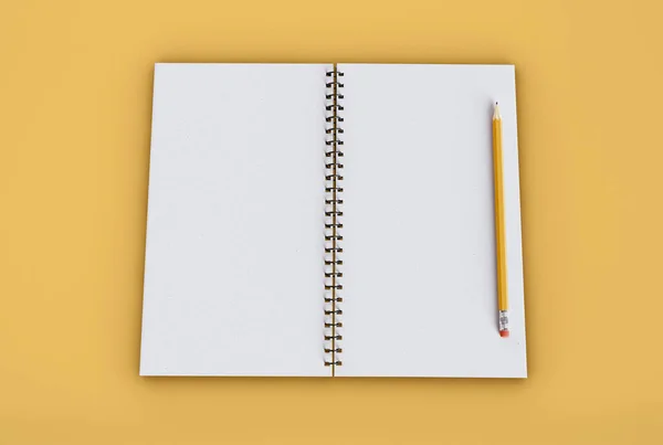 Ilustracja Pusty Spiralny Szablon Notatnika Ołówkiem Izolowanym Żółtym Tle Koncepcja — Zdjęcie stockowe