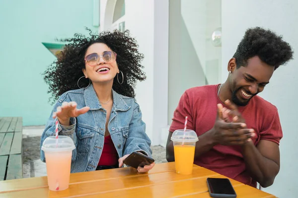 Porträt Zweier Afro Freunde Die Zusammen Spaß Haben Und Gute — Stockfoto