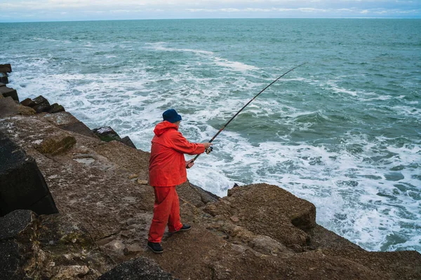 Porträt Eines Alten Mannes Der Meer Fischt Fischereikonzept — Stockfoto