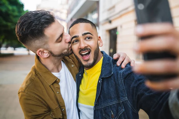 Portrait Happy Gay Couple Spending Time Together Taking Selfie Mobile — Stock Photo, Image