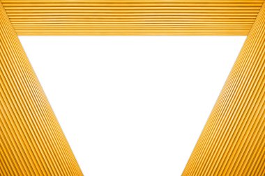 Yığılmış yamuk çerçeve ışık kahverengi ahşap izole beyaz arka plan üzerinde.