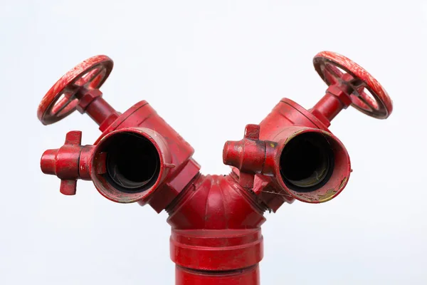 Su vanası ateş eski, kırmızı renk.