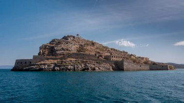 Spinalonga Island, tarihsel cüzam kolonisi Ne Girit'te terk