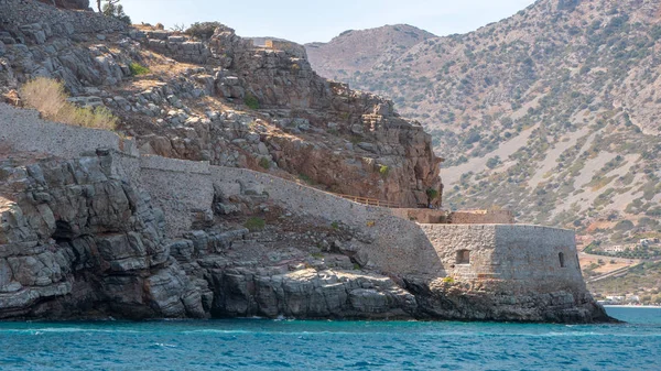 Isola Spinalonga Storica Colonia Lebbrosi Abbandonata Creta Con Sullo Sfondo — Foto Stock