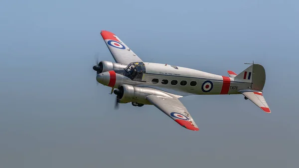 Biggleswade Reino Unido Mayo 2018 Avión Avro Anson Vintage Despega —  Fotos de Stock