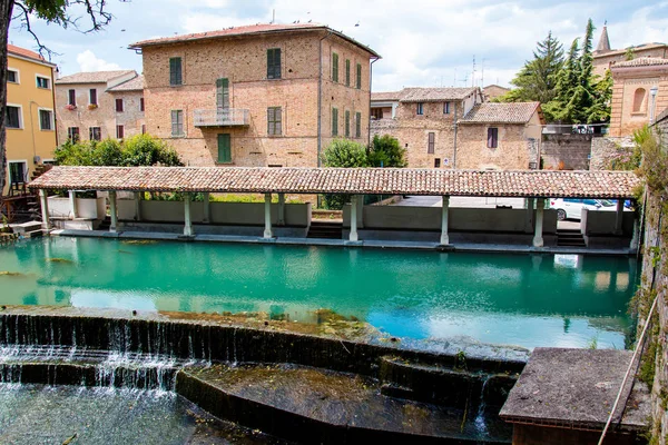 Een Kunstmatige Reservoir Genaamd Accolta Rivier Clitunno Bevagna Middeleeuws Dorp — Stockfoto