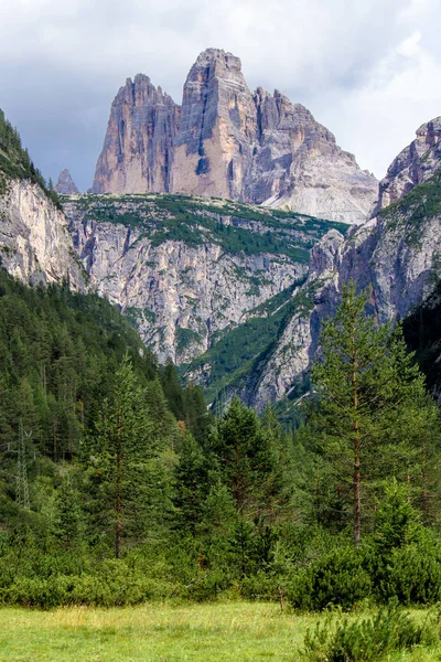 Vacker Utsikt Över Tre Topparna Lavaredo Italien — Stockfoto