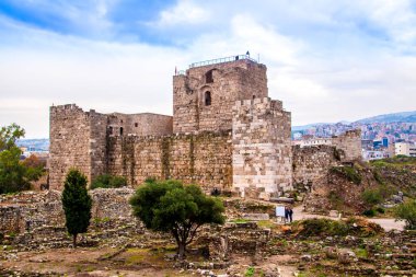Byblos Kalesi, Byblos, Lübnan'daki bir Haçlı Kalesi.