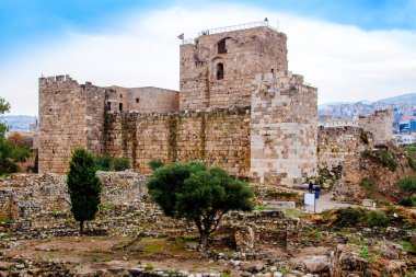 Byblos Kalesi, Byblos, Lübnan'daki bir Haçlı Kalesi.
