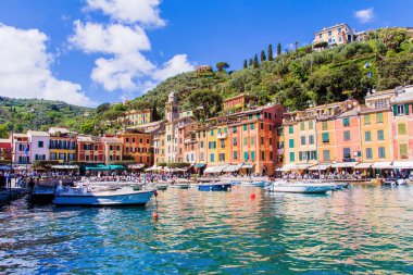 Portofino, İtalyan ünlü tatil beldesi.