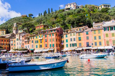 Portofino, İtalyan ünlü tatil beldesi.