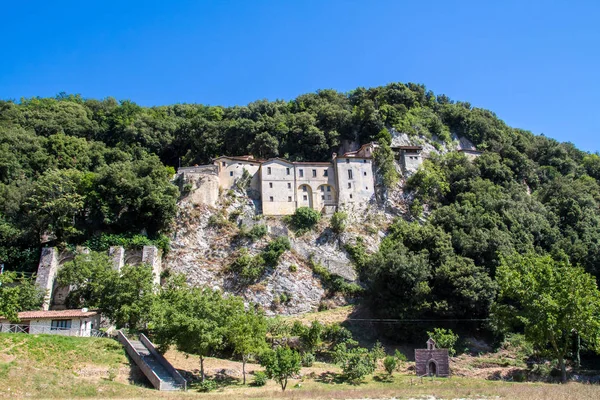 L'Ermitage du Sanctuaire de Greccio en Italie — Photo