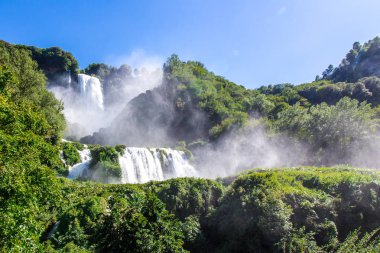 Cascata delle Marmore'un İtalya'daki görünümü