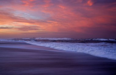 Pasifik Okyanusu Gündoğumu