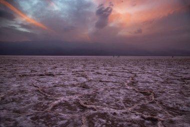Badwater Havzası Gün Batımı