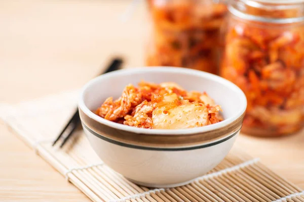 Kimchi Col Tazón Frasco Comida Coreana — Foto de Stock