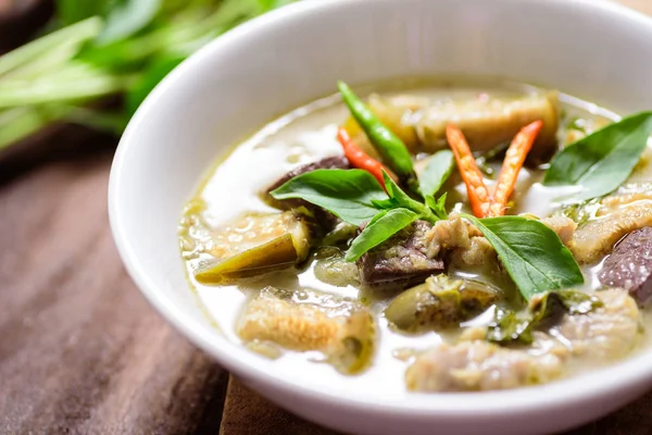 Pollo al curry verde, comida tailandesa — Foto de Stock