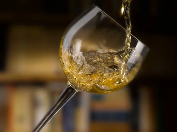 White Wine Poured All Its Forms Library Background — Stock Photo, Image