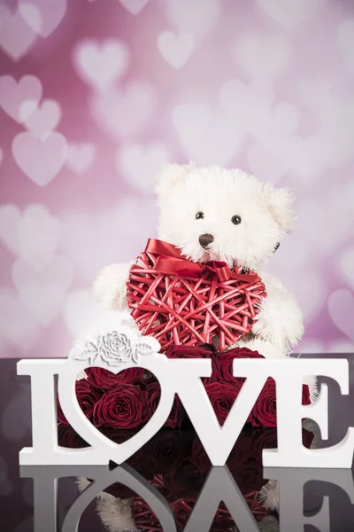 Teddybär Maskottchen Rote Rosen Und Herzen Zum Valentinstag — Stockfoto