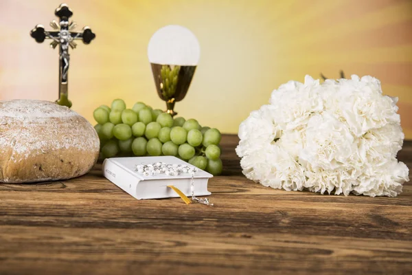 İlk Kutsal Komünyonun arka planı