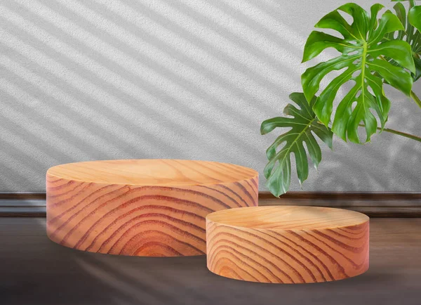 Cilindro Etapa Podio Madera Para Mostrar Producto Con Hoja Monstera — Foto de Stock