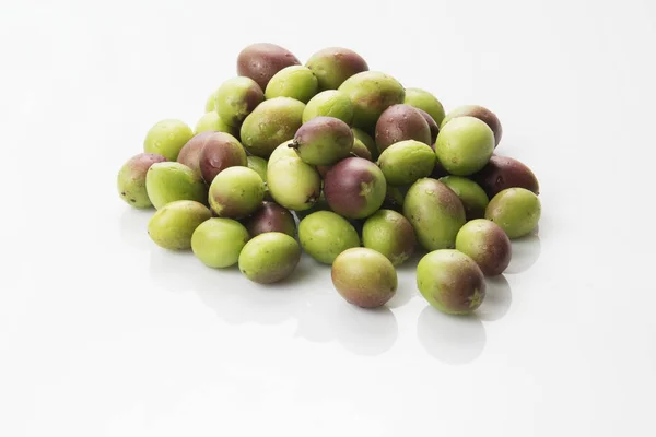 Obst Haufen Karanda Früchte Auf Weißem Hintergrund — Stockfoto