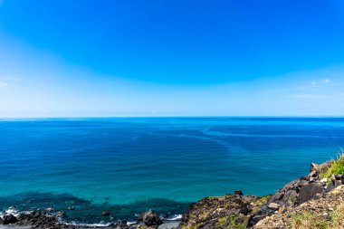 Bu savaşlardan onlarca yıl sonra, barışçıl bir Con Dao Vietnam adası cennetidir. Con Dao adasının geniş manzarası, Vietnam