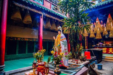 Ho Chi Minh Şehri, Vietnam - JAN 11,2020: Thien Hau Tapınağı (Hoi quan Quang Trieu pagoda) - Ho Chi Minh Şehri (Saigon), Vietnam